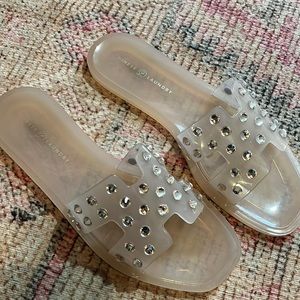 Chinese Laundry jelly sandal